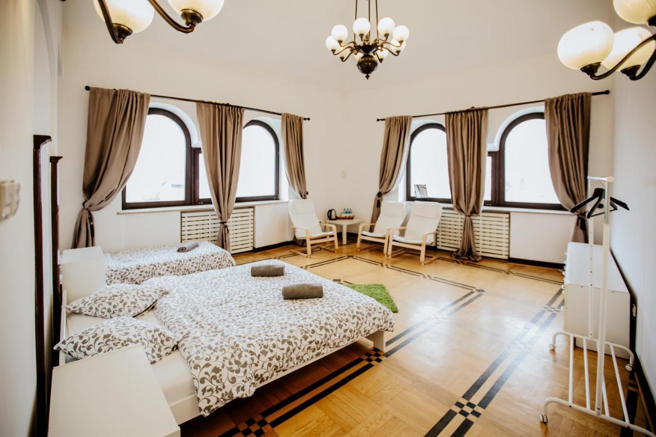Wood Stara Ochota Privat overnatting